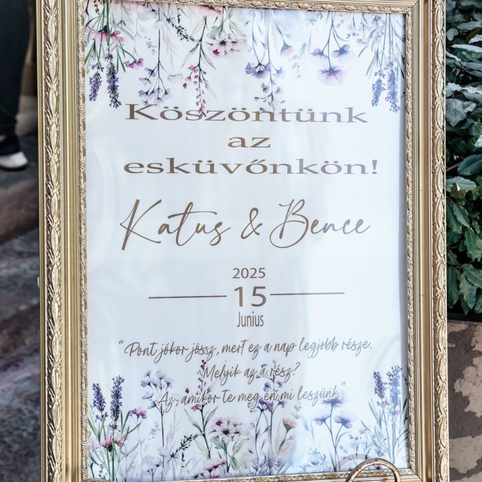 jegvirag_eskuvoidekoracio_menyasszonyicsokor_szarazvirag_fenyoharasztkastelyszallo_levendula_katusesbence (8)